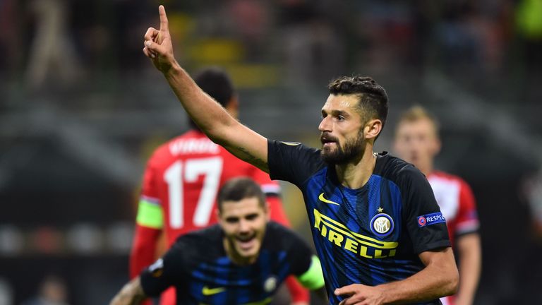 Inter Milan's Italian midfielder Antonio Candreva celebrates after scoring against Southampton