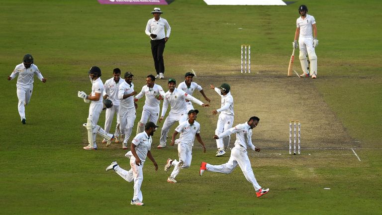 DHAKA, BANGLADESH - OCTOBER 30:  Shakib Al Hasan of Bangladesh celebrates dismissing Zafar Ansari of England during day three of the second Test match