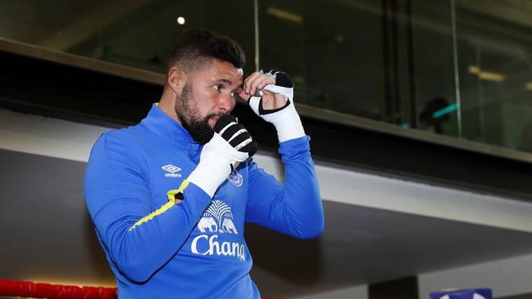 Tony Bellew trains ahead of his first world title defence