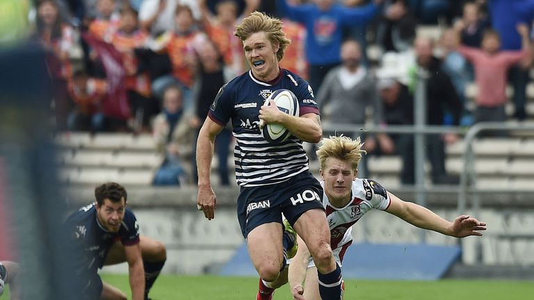 Bordeaux-Begles wing Blair Connor breaks through during the  Champions Cup match between Bordeaux-Begles and Ulster on October 16 2016