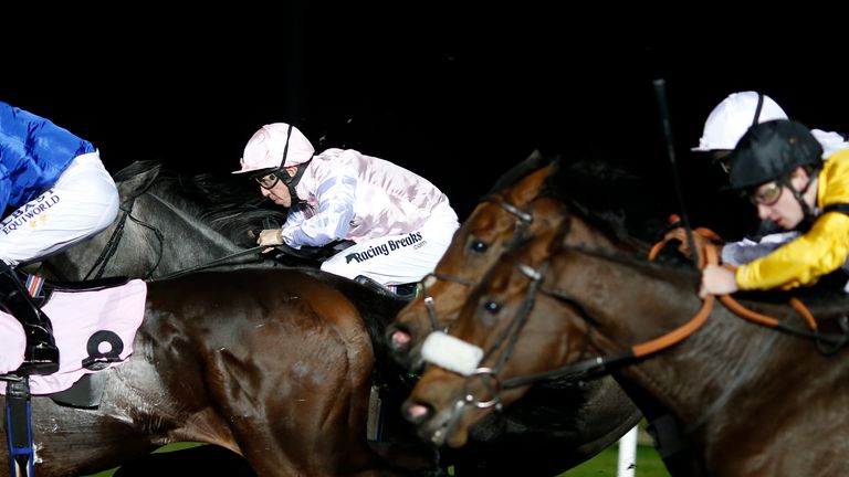 Jim Crowley in action on Brodie at Kempton