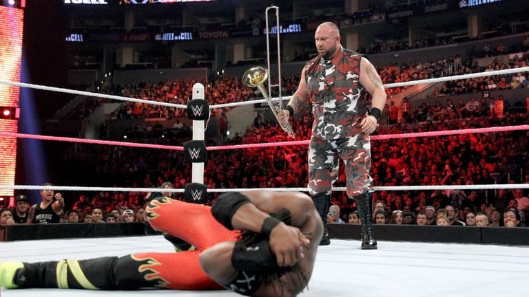 WWE Hell in a Cell 2015 - The New Day v The Dudley Boyz