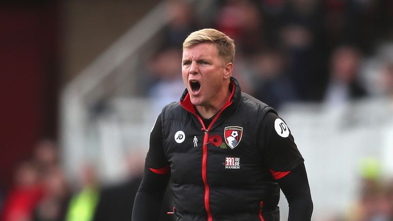 MIDDLESBROUGH, ENGLAND - OCTOBER 29: Eddie Howe, Manager of AFC Bournemouth shouts during the Premier League match between Middlesbrough and AFC Bournemout