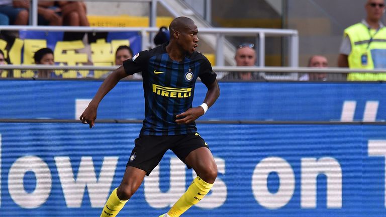 MILAN, ITALY - AUGUST 28:  Geoffrey Kondogbia of Internazionale in action during the Seria A match between FC Internazionale and US Citta di Palermo at Sta