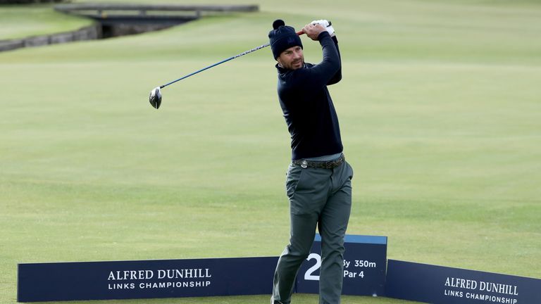 ST ANDREWS, SCOTLAND - OCTOBER 06:  Jamie Redknapp drives off the second tee during the first round of the Alfred Dunhill Links Championship at The Old Cou