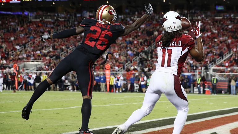 SANTA CLARA, CA - OCTOBER 06:  Larry Fitzgerald #11 of the Arizona Cardinals catches his second touchdown of their NFL game against the San Francisco 49ers