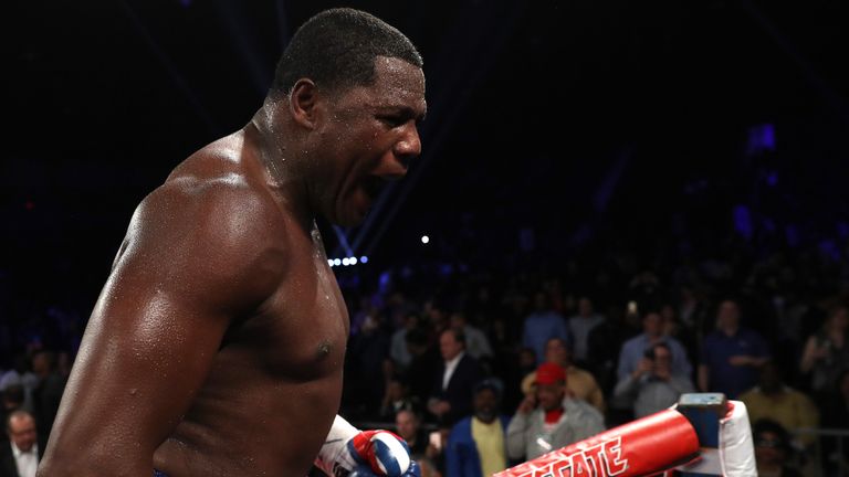 Luis Ortiz celebrates after defeating Tony Thompson