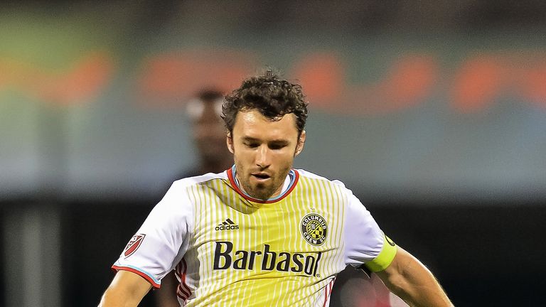 COLUMBUS, OH - MARCH 12:  Michael Parkhurst #4 of the Columbus Crew SC controls the ball against against the Philadelphia Union on March 12, 2016 at MAPFRE