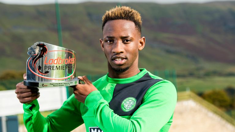 13/10/16  .  LENNOXTOWN - GLAGSOW .  Celtic's Moussa Dembele receives the Ladbrokes Premiership Player of the Month Award for September
