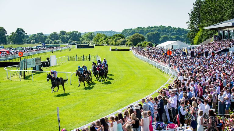 Perth Racecourse (pic by fraserband.co.uk)