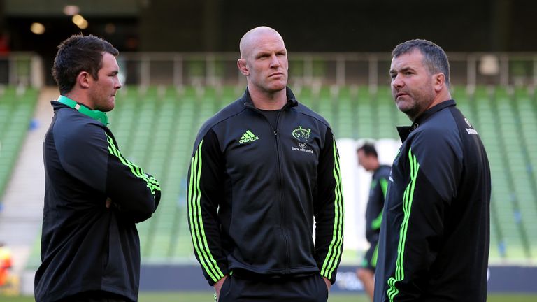 Aviva Stadium, Dublin 4/10/2014.Leinster vs Munster .Leinster vs Munster .Munster's Peter O'Mahony, Paul O'Connell and head coach Anthony Foley