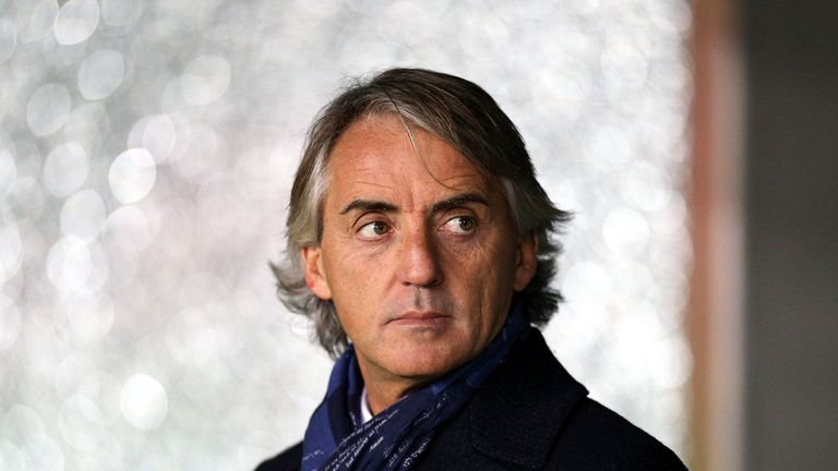Roberto Mancini looks on during the Serie A match between Udinese and Inter Milan