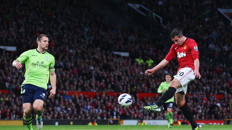MANCHESTER, ENGLAND - APRIL 22:  Robin van Persie of Manchester United scores his team's second goal during the Barclays Premier League match between Manch