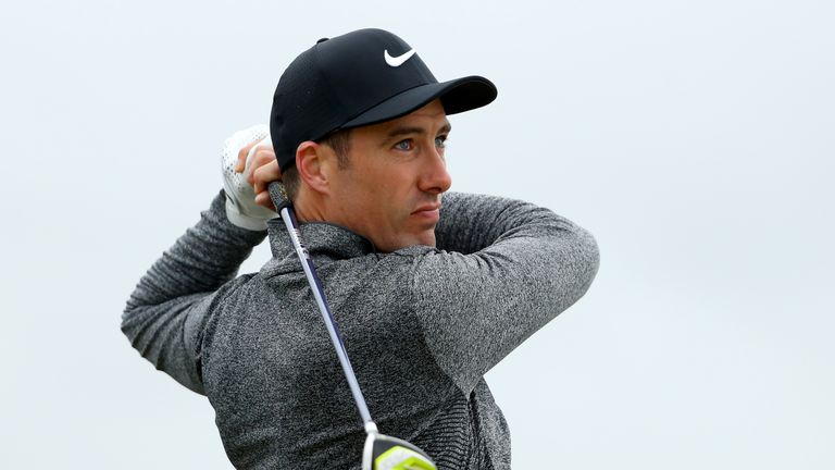 ST ANDREWS, SCOTLAND - OCTOBER 07:  Ross Fisher of England plays a drive off the fourth tee during the second round of the Alfred Dunhill Links Championshi