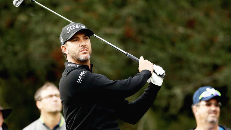 Scott Piercy still holds the lead at the Safeway Open