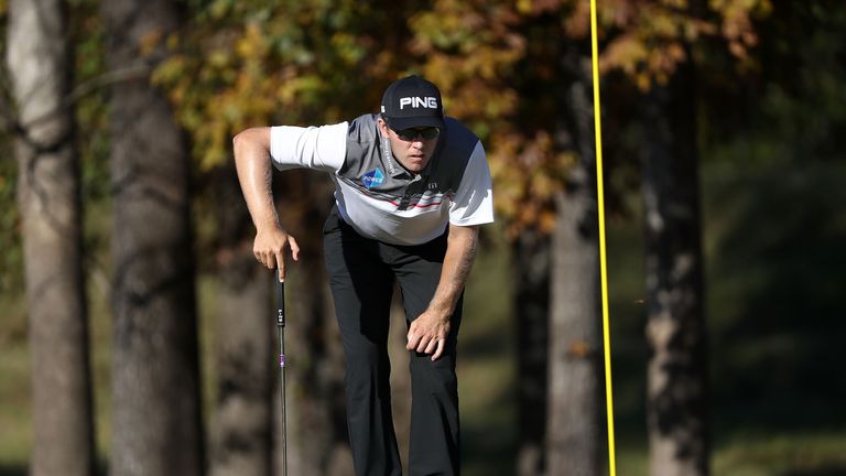 JACKSON, MS - OCTOBER 29:  Seamus Power of Ireland lines up a putt on the 15th hole during the Third Round of the Sanderson Farms Championship at the Count