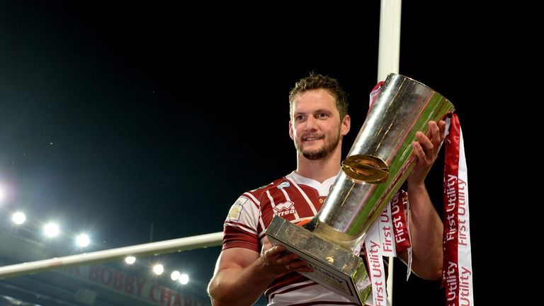 Wigan's Sean O'Loughlin with the Super League trophy