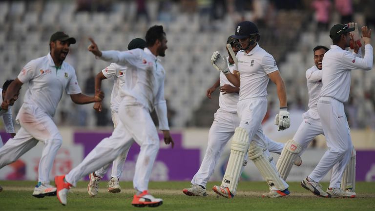 Shakib Al Hasan celebrates the wicket of Zafar Ansari as Bangladesh close in on victory