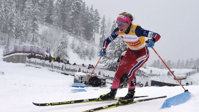 Norway's Therese Johaug competes to win the women's Skiathlon 7,5km classic and 7,5km free style event during the FIS Cross Country skiing World Cup, the L