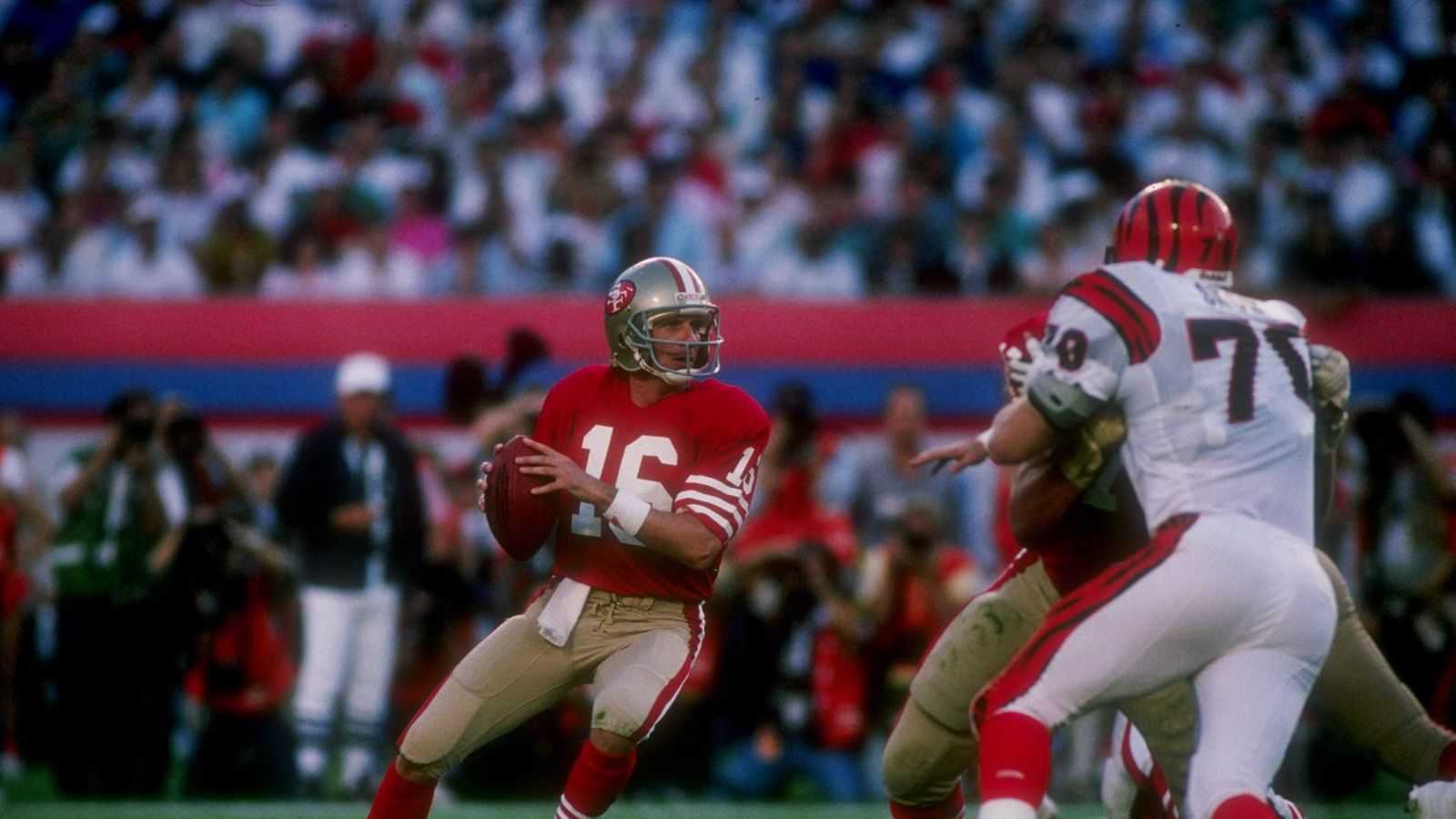 Watch Joe Montana Talk Football In 2021 Guinness Super Bowl Ad