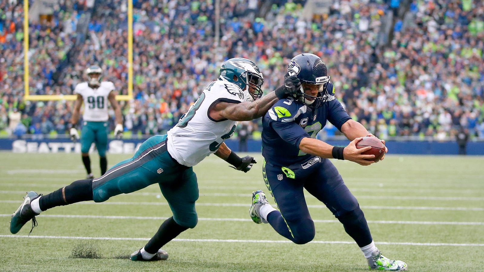 russell-wilson-catches-a-touchdown-pass-from-doug-baldwin-nfl-news