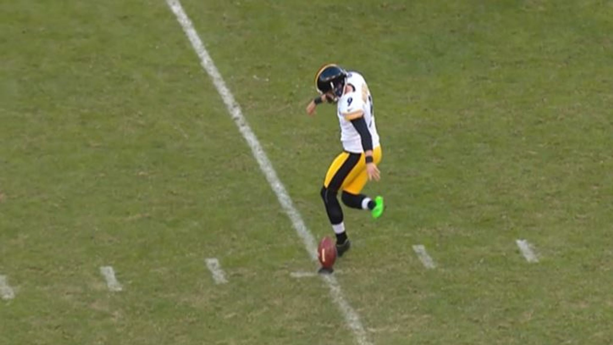 WATCH: Chris Boswell's onside kick attempt fails miserably, NFL News