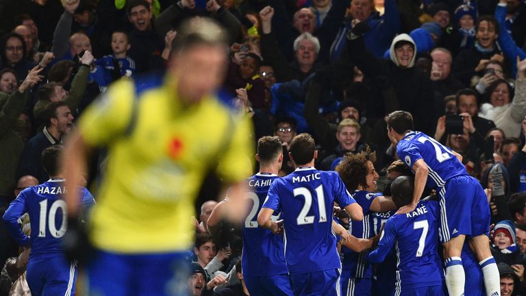 Chelsea celebrate Marcos Alonso's goal