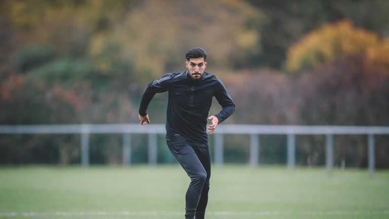 Liverpool's Emre Can trains fast in Nike Football Training apparel, built for speed with revolutionary AeroSwift technology. 