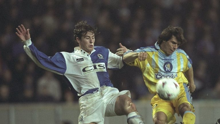 16 Nov 1996:  Gianfranco Zola of Chelsea (left) gets to the ball ahead of Gary Croft of Blackburn on his Premier League debut