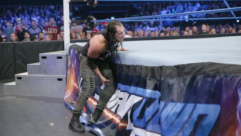 WWE Smackdown - Baron Corbin (injured)