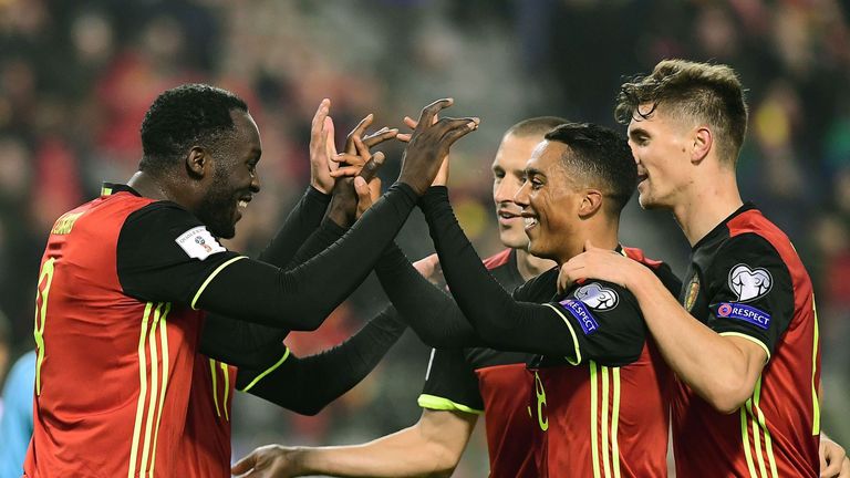 Belgium's Romelu Lukaku (L) celebrates with team-mates 