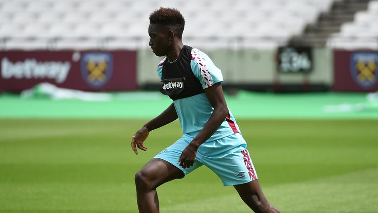 LONDON, ENGLAND - AUGUST 03:  Domingos Quina of West Ham United in action during the West Ham United training session at London Stadium in Queen Elizabeth 