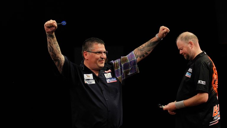 Gary Anderson, Raymond van Barneveld
 