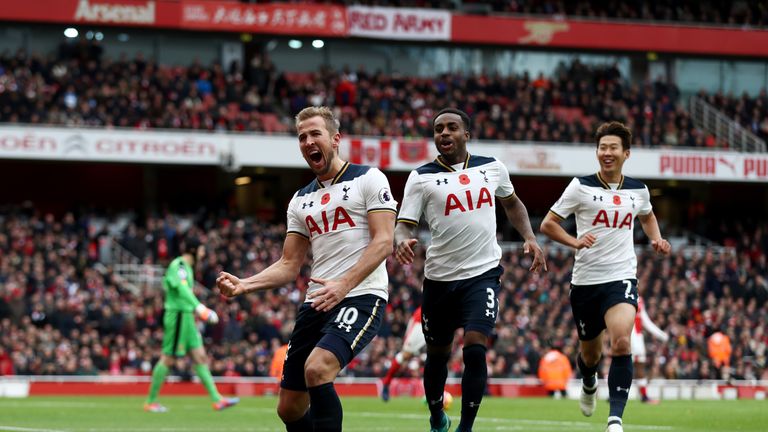 LONDON, ENGLAND - NOVEMBER 06:  Harry Kane of Tottenham Hotspur celebrates scoring his sides first goal with Danny Rose and Heung-Min Son of Tottenham Hots