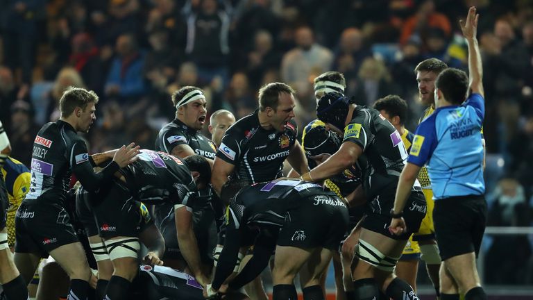 Jack Yeandle (centre) put in an impressive display at hooker