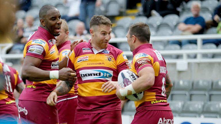 Huddersfield Giants' Michael Lawrence (left), Jamie Ellis (centre) and Danny Brough