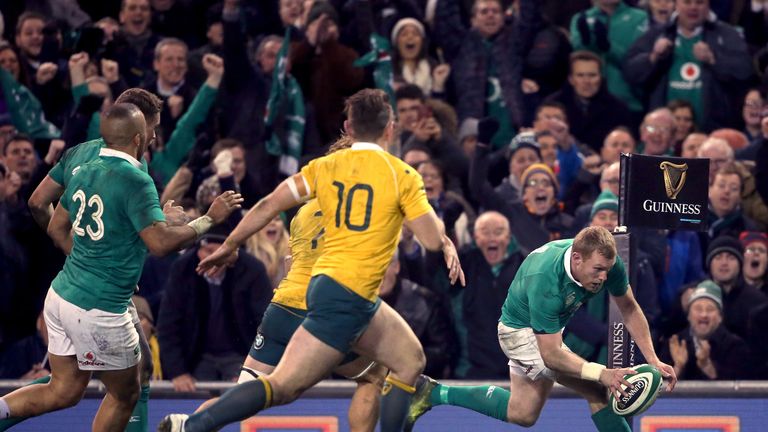 Ireland's Keith Earls scores the winning try v Australia in Dublin