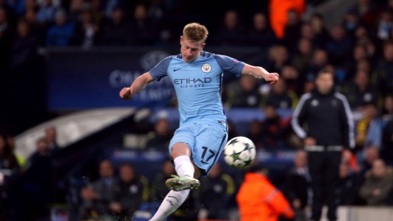 Kevin De Bruyne of Manchester City scores his teams second goal against  Barcelona