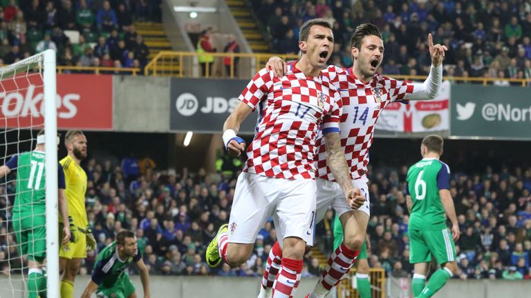 Croatia's midfielder Mario Mandzukic (C) celebrates scoring his team's first goal 