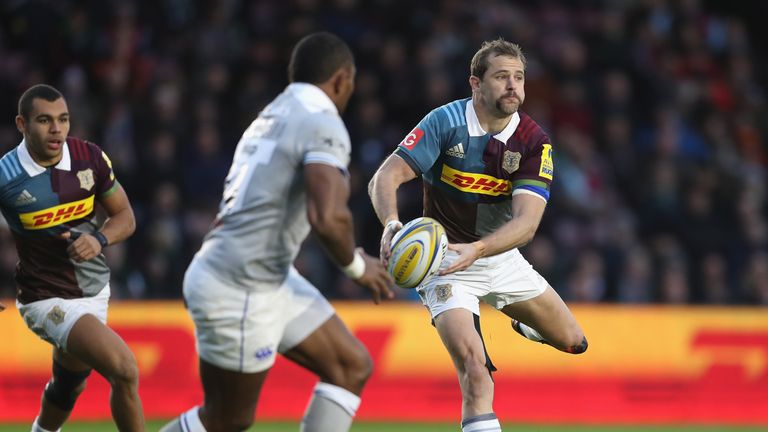 Nick Evans played in his 200th Quins game against Bath on Sunday