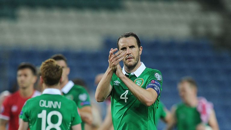 FARO, PORTUGAL - SEPTEMBER 04:  John O'Shea of Republic of Ireland celebrates with teammates after Ireland beat Gibraltar 4-0 during the UEFA EURO 2016 Qua