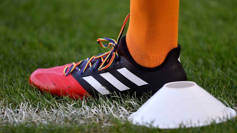 Hull City's Sam Clucas wear rainbow laces during the warm-up prior to the Premier League match v West Brom at the KCOM Stadium, Hull
