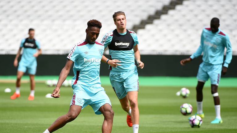 LONDON, ENGLAND - AUGUST 03:  Reece Oxford of West Ham United in action during the West Ham United training session at London Stadium in Queen Elizabeth Ol