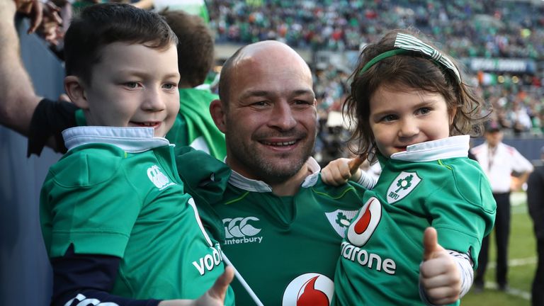 Rory Best of Ireland celebrates following his team's 40-29 victory over New Zealand