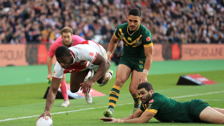Jermaine McGillvary scores England's first try against Australia