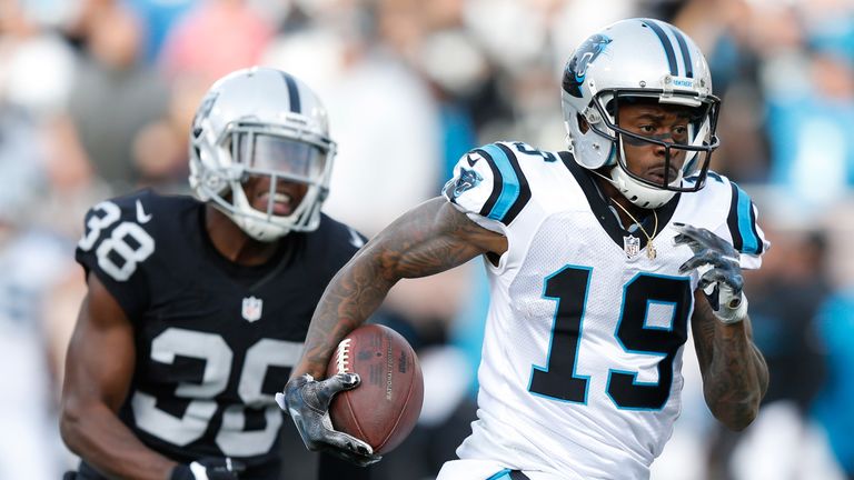 OAKLAND, CA - NOVEMBER 27:  Ted Ginn #19 of the Carolina Panthers runs for a 88-yard touchdown catch against the Oakland Raiders during their NFL game on N