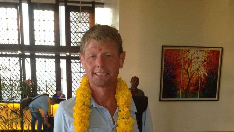 Arriving in India you notice a definite change from Bangladesh...