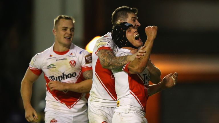 WARRINGTON, ENGLAND - SEPTEMBER 29:  Jonny Lomax of St Helens celebrates after scoring their first try during the First Utility Super League Semi Final mat