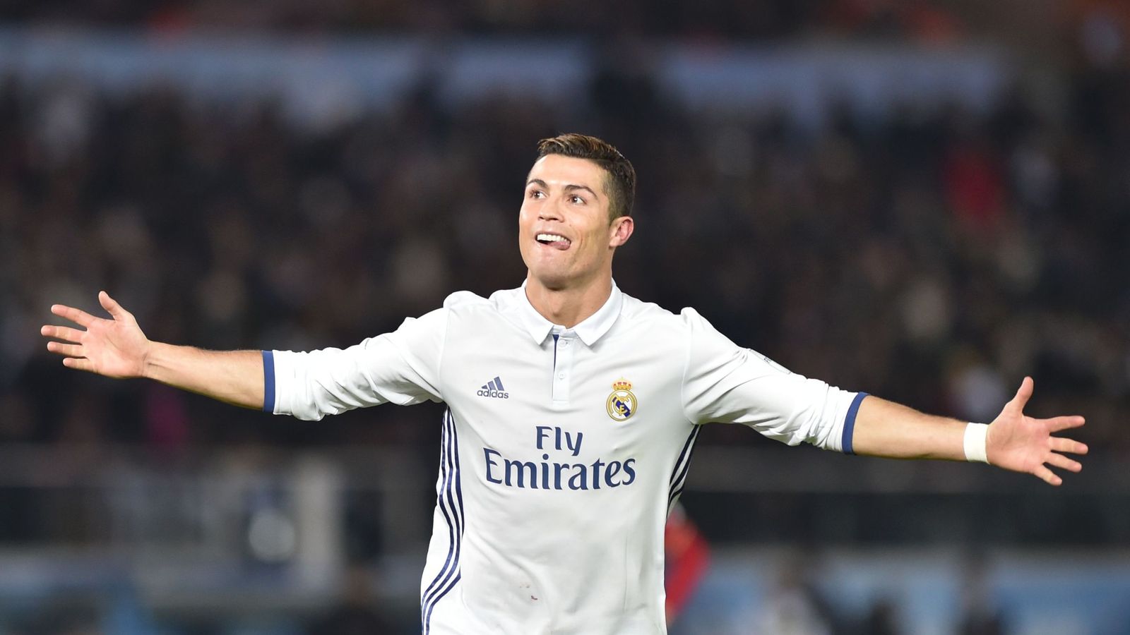 The new Cristiano Ronaldo? Gareth Bale keeps astonishing run going