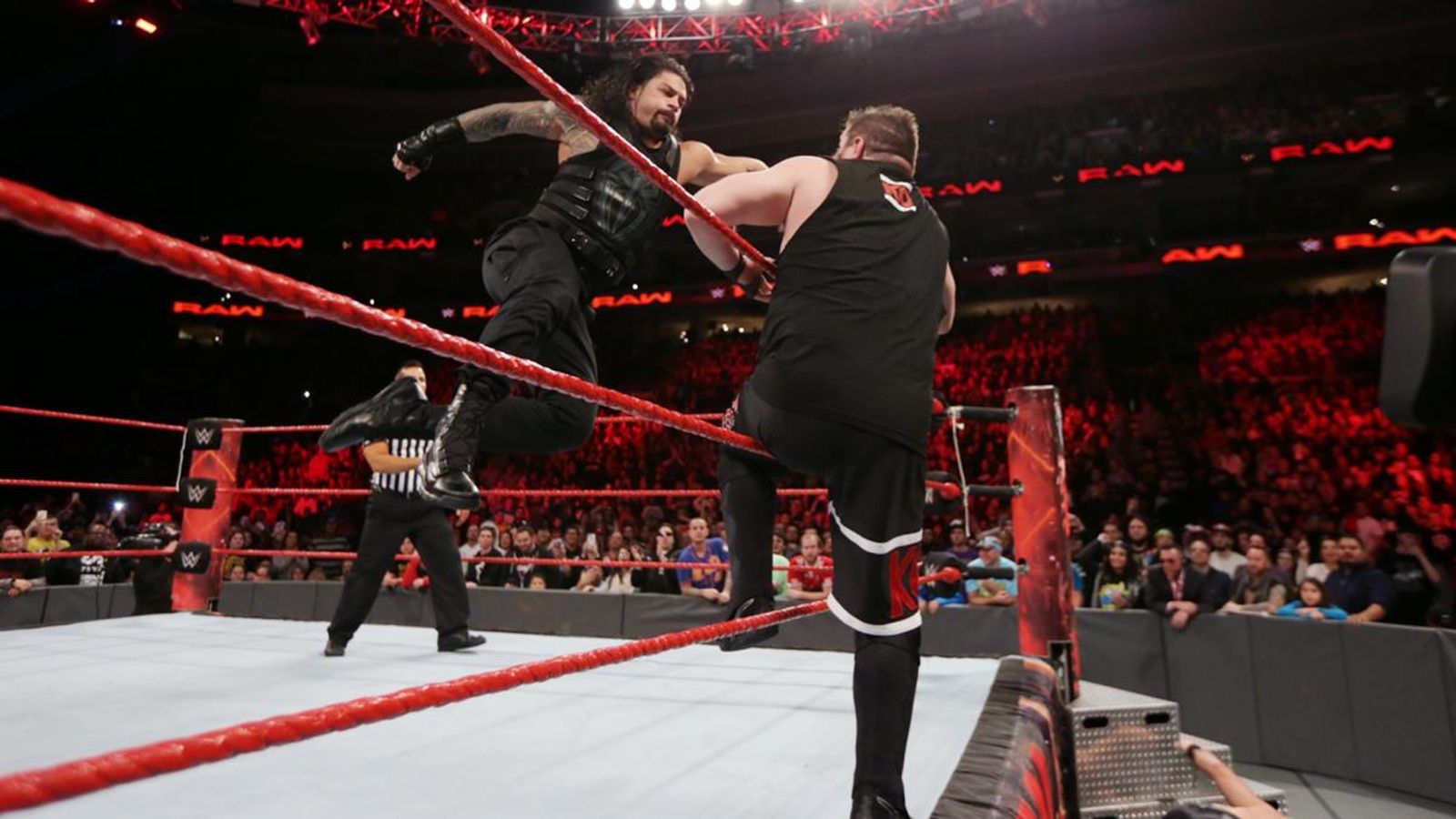 Wwe Raw: Watch The Best Moves From Monday Night's Show 